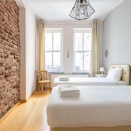 Apartmán Warm Cozy Charming 2bd2bath Galatatower Gem! #256 *