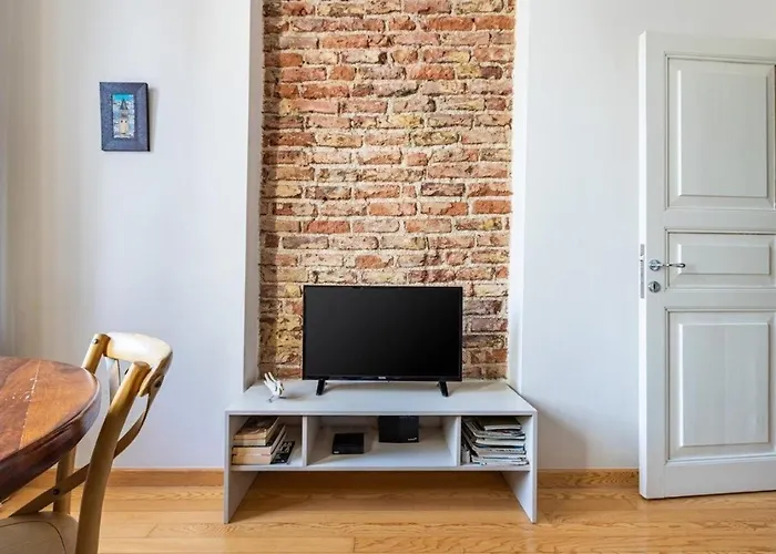 Warm Cozy Charming 2bd2bath Galatatower Gem! #256 Appartamento *