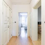 Warm Cozy Charming 2bd2bath Galatatower Gem! #256 Apartment Istanbul
